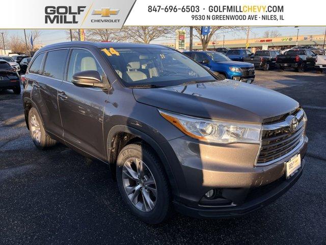 used 2014 Toyota Highlander car, priced at $16,333