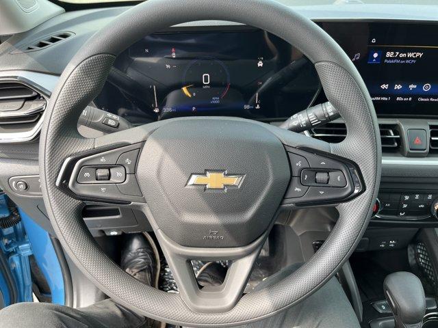 new 2025 Chevrolet TrailBlazer car, priced at $23,923