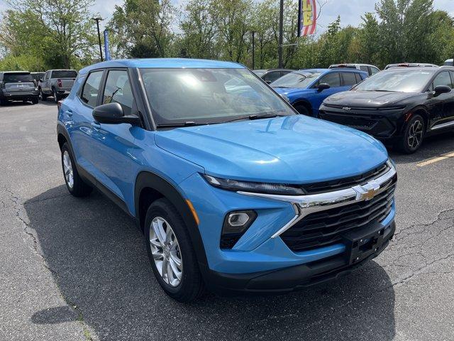new 2025 Chevrolet TrailBlazer car, priced at $23,923