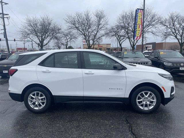 new 2024 Chevrolet Equinox car, priced at $23,553