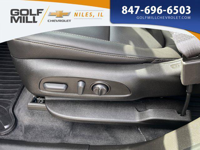 used 2023 Chevrolet Traverse car, priced at $32,533