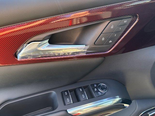 new 2026 Chevrolet Traverse car, priced at $59,215