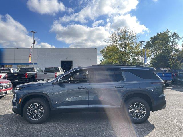 new 2026 Chevrolet Traverse car, priced at $43,195