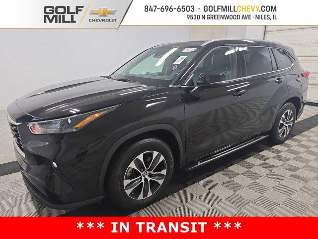 used 2022 Toyota Highlander car