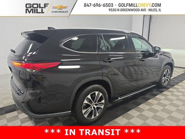 used 2022 Toyota Highlander car