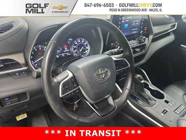 used 2022 Toyota Highlander car