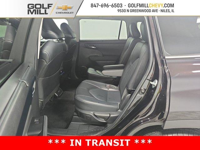 used 2022 Toyota Highlander car
