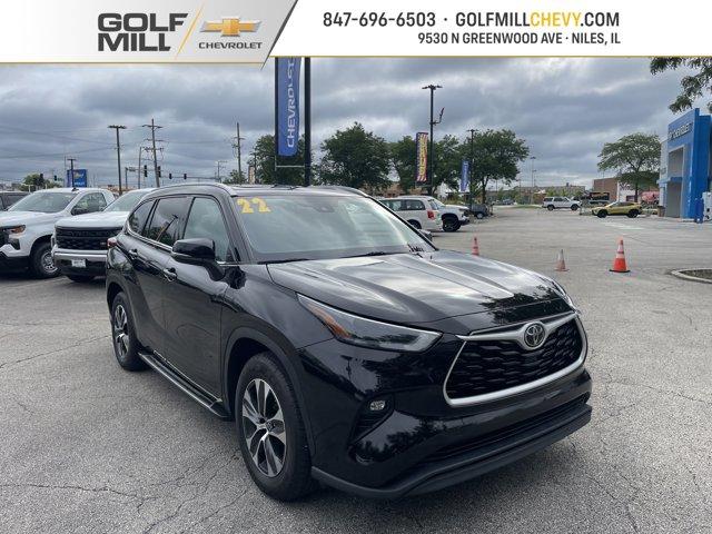 used 2022 Toyota Highlander car, priced at $39,551