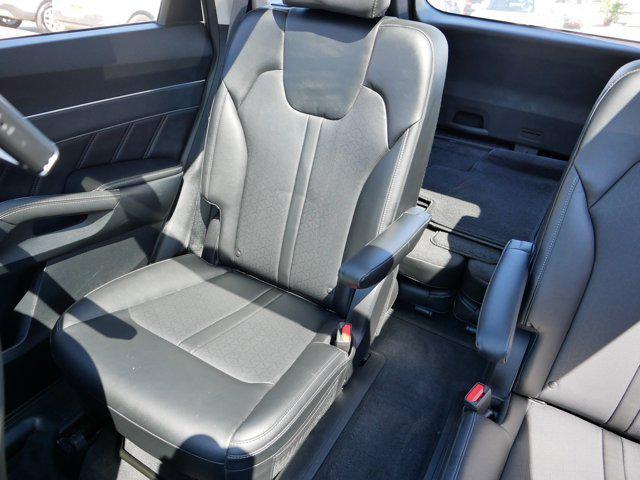 used 2022 Kia Sorento car, priced at $33,198