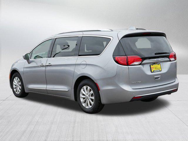 used 2019 Chrysler Pacifica car, priced at $15,298