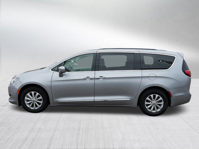 used 2019 Chrysler Pacifica car, priced at $15,298