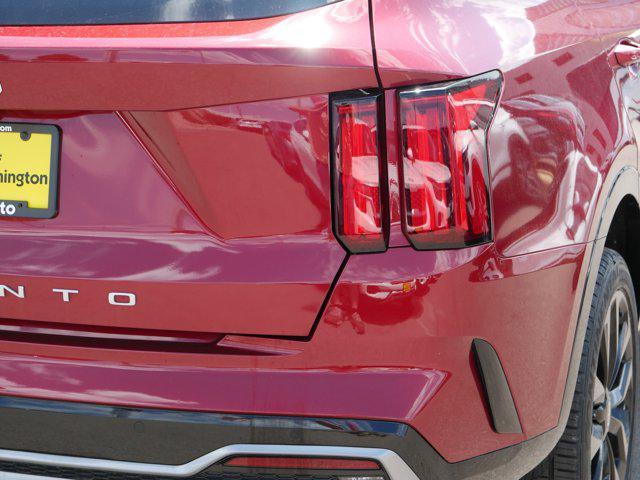 used 2022 Kia Sorento car, priced at $30,798