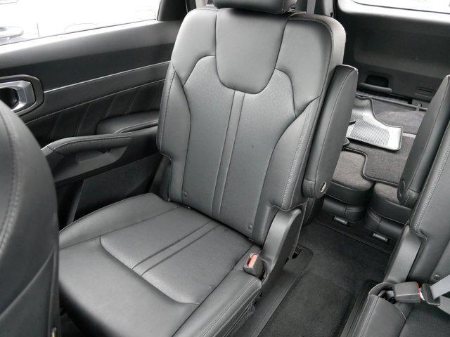 used 2022 Kia Sorento car, priced at $30,784