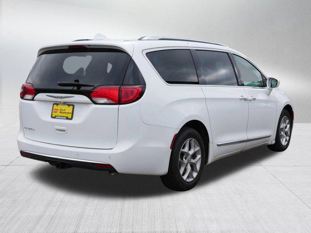 used 2017 Chrysler Pacifica car, priced at $14,287