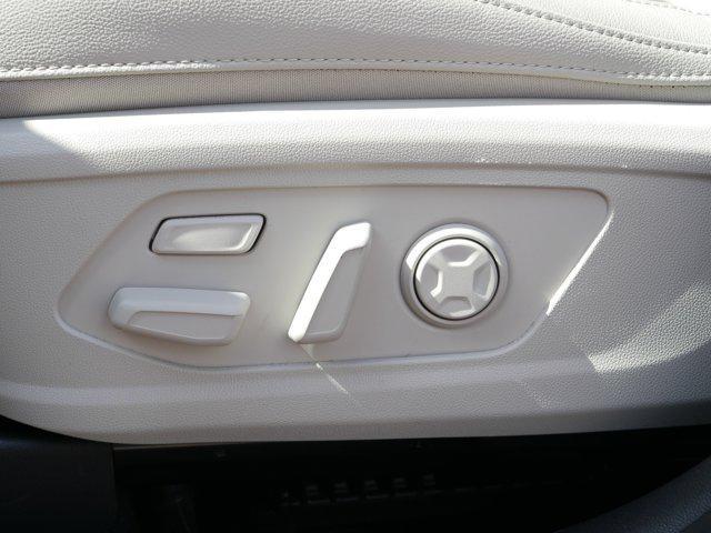 used 2024 Kia Sorento Plug-In Hybrid car, priced at $38,997