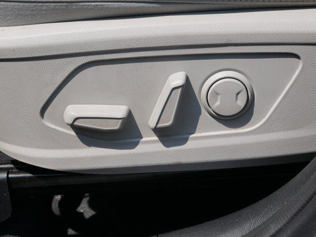 used 2022 Kia Sorento car, priced at $32,998
