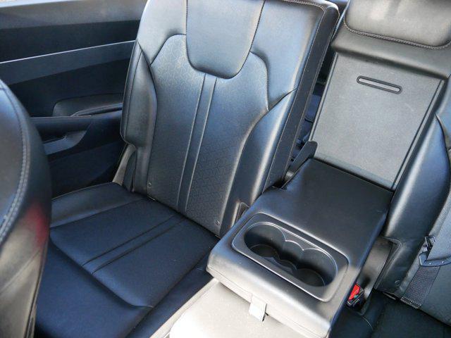 used 2022 Kia Sorento car, priced at $27,495