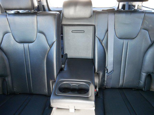 used 2022 Kia Sorento car, priced at $27,495