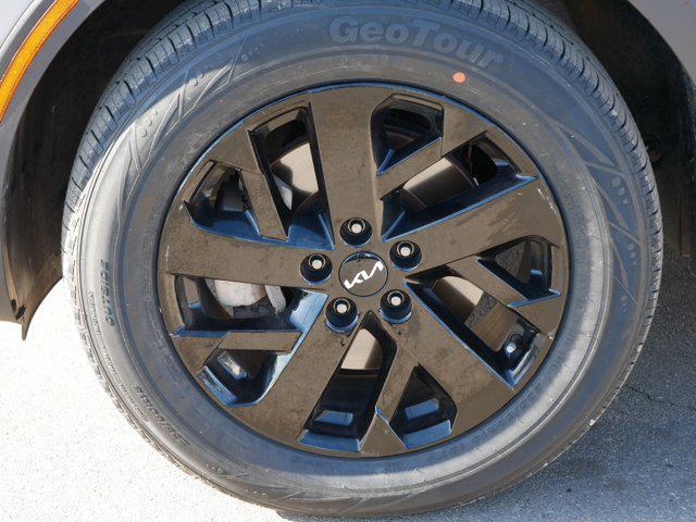 used 2022 Kia Sorento car, priced at $27,495