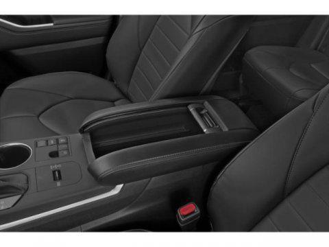 used 2023 Toyota Highlander car, priced at $35,998