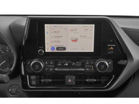 used 2023 Toyota Highlander car, priced at $35,998