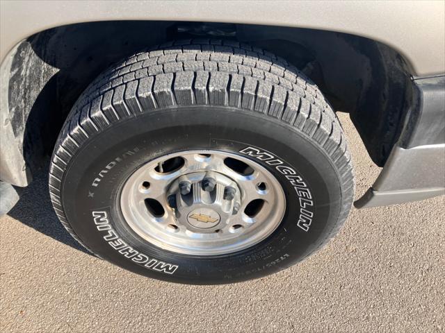 used 2003 Chevrolet Silverado 2500 car, priced at $17,495