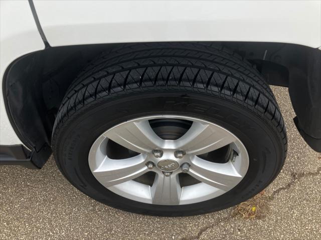 used 2015 Jeep Compass car, priced at $13,495