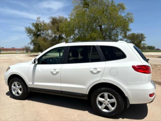 used 2007 Hyundai Santa Fe car, priced at $9,850