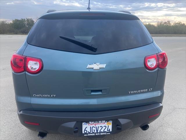 used 2009 Chevrolet Traverse car, priced at $11,895