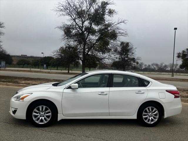 used 2013 Nissan Altima car, priced at $9,995