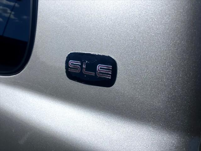 used 2000 GMC Sierra 1500 car, priced at $11,800