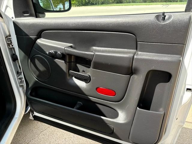 used 2005 Dodge Ram 1500 car, priced at $11,900