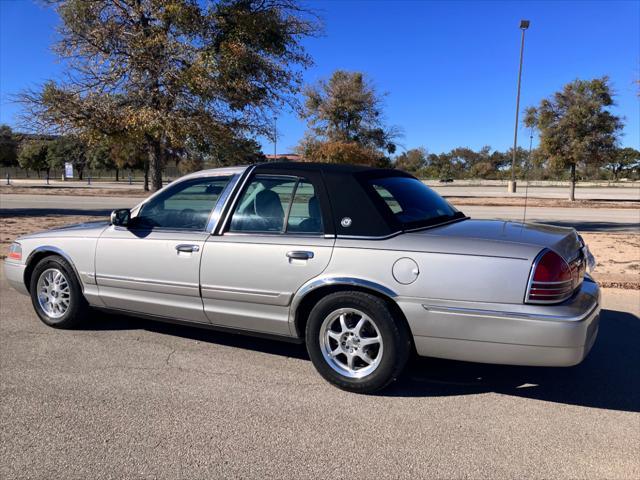 used 2005 Mercury Grand Marquis car, priced at $9,800