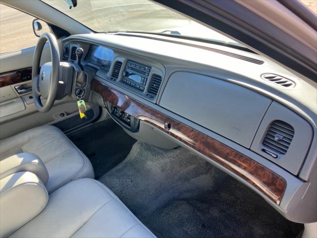 used 2005 Mercury Grand Marquis car, priced at $9,800