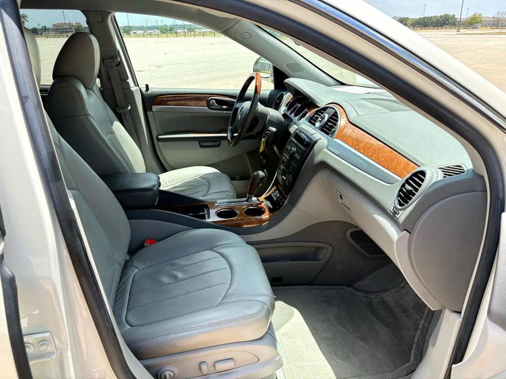 used 2009 Buick Enclave car, priced at $14,800