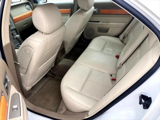 used 2007 Lincoln MKZ car, priced at $9,995