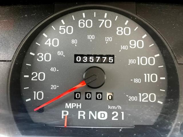 used 2005 Mercury Grand Marquis car, priced at $11,800