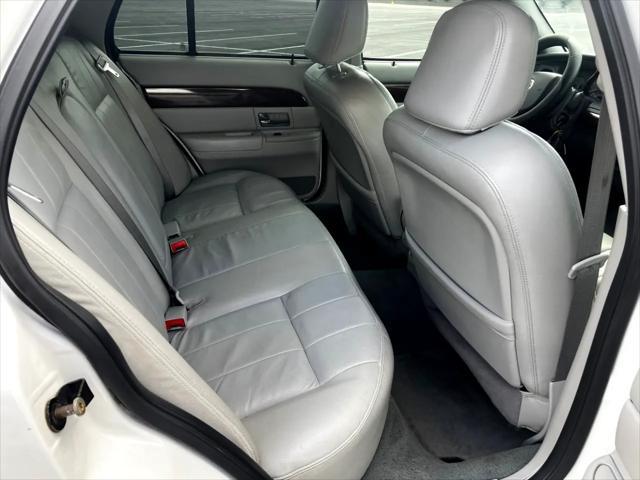 used 2005 Mercury Grand Marquis car, priced at $11,800