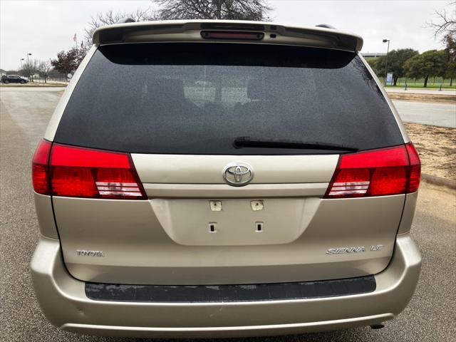 used 2005 Toyota Sienna car, priced at $11,000