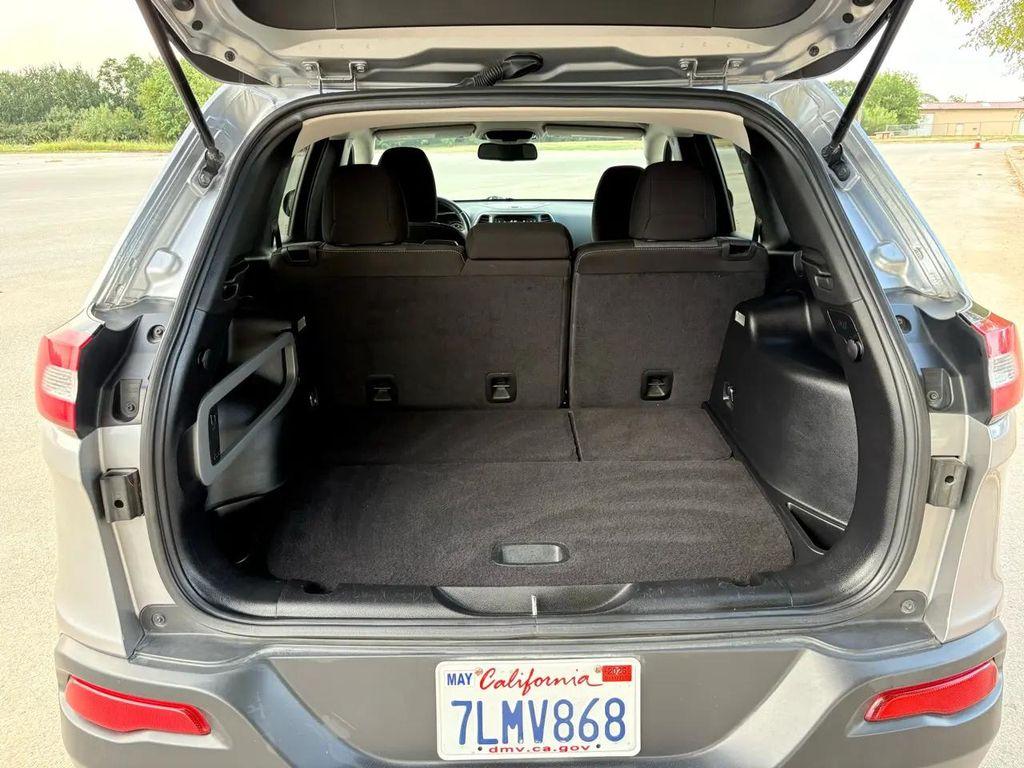 used 2014 Jeep Cherokee car, priced at $12,900