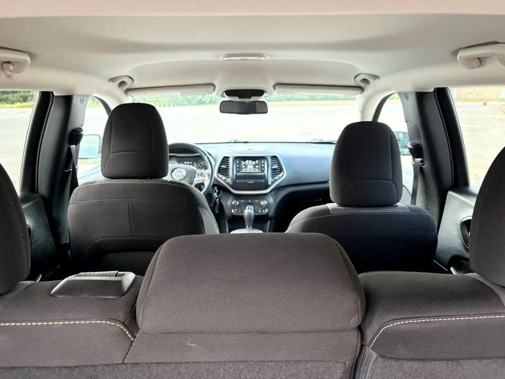 used 2014 Jeep Cherokee car, priced at $12,900