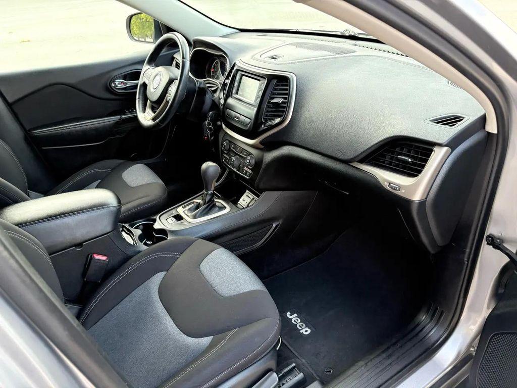 used 2014 Jeep Cherokee car, priced at $12,900