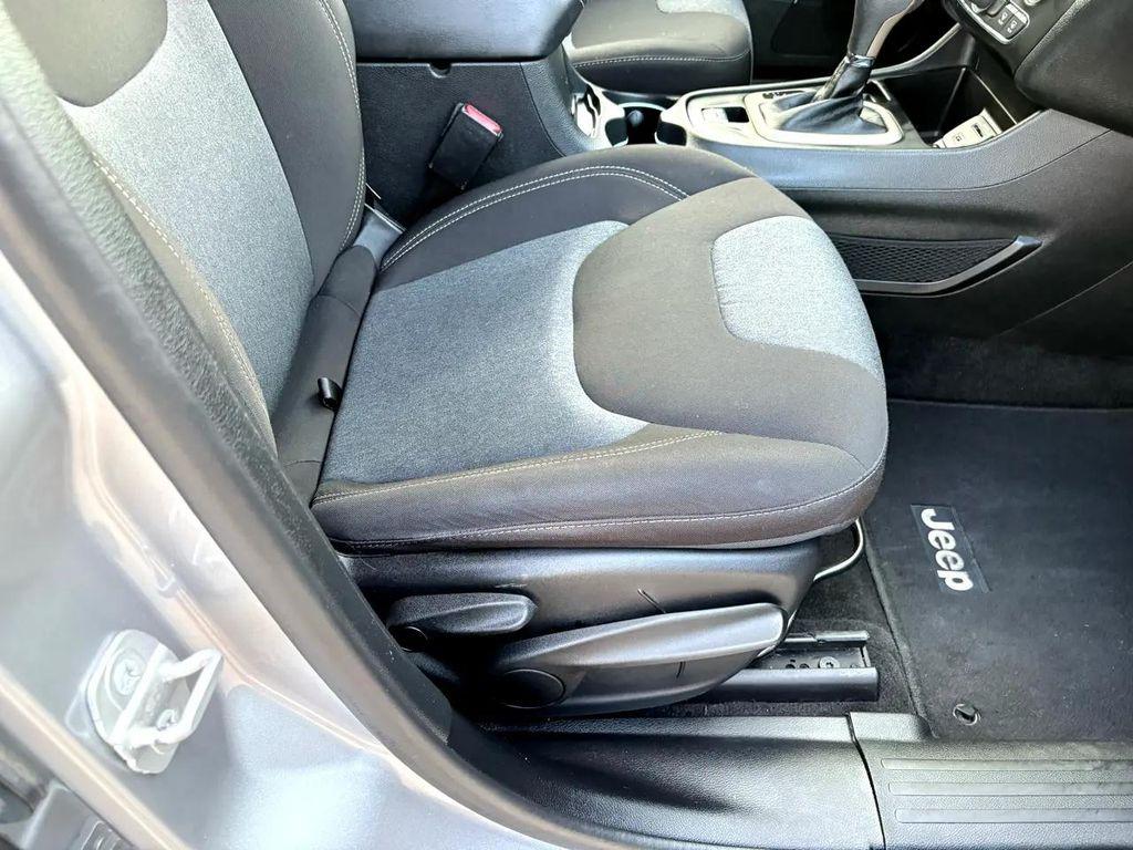 used 2014 Jeep Cherokee car, priced at $12,900