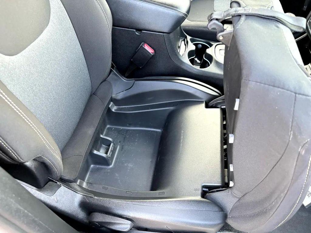 used 2014 Jeep Cherokee car, priced at $12,900