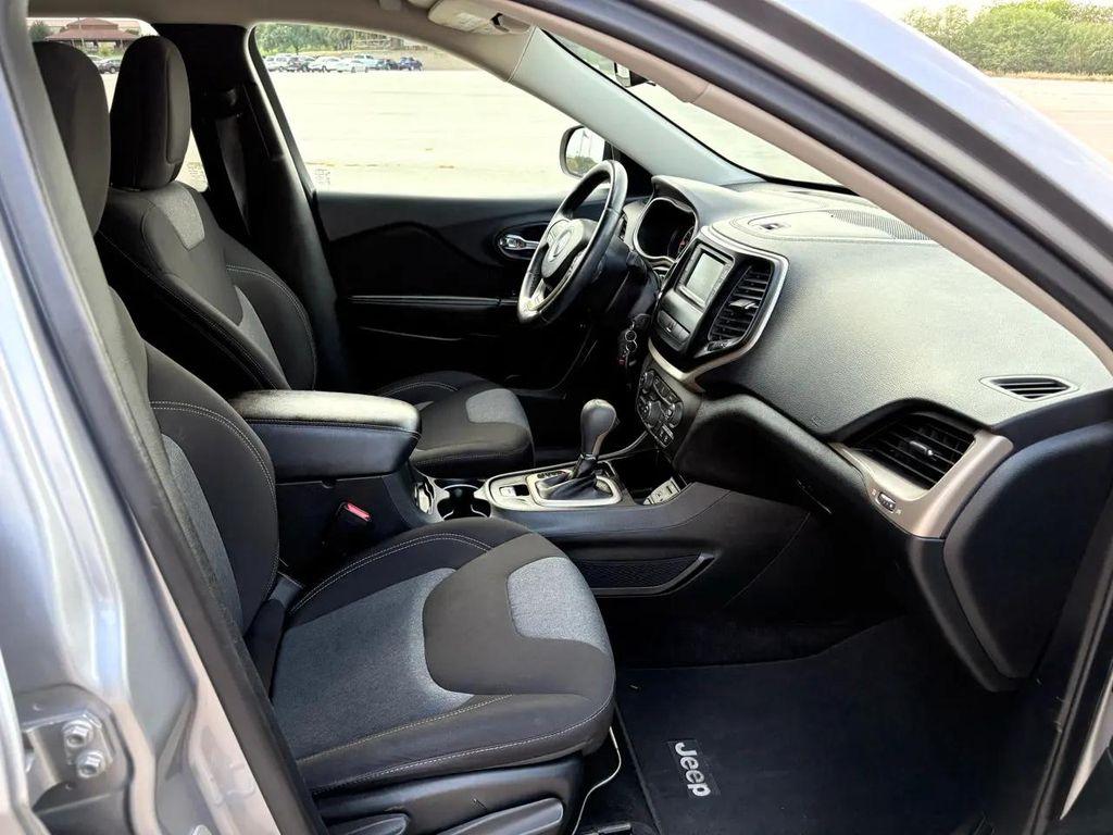 used 2014 Jeep Cherokee car, priced at $12,900