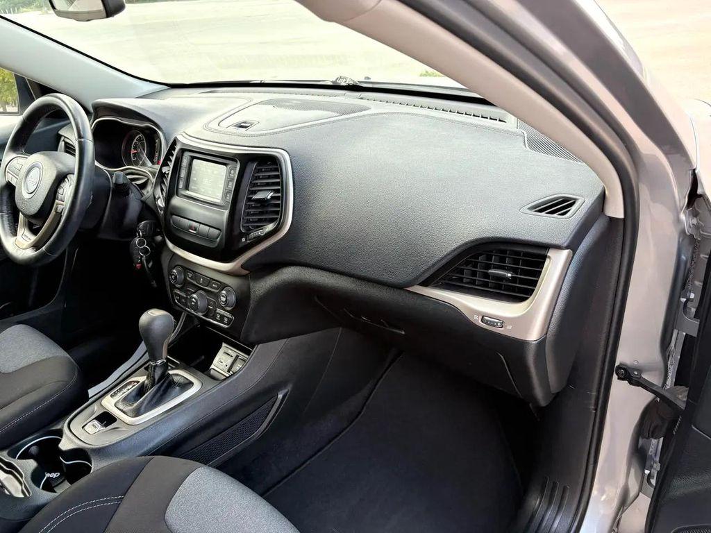 used 2014 Jeep Cherokee car, priced at $12,900