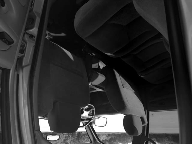 used 2006 Chevrolet Suburban car, priced at $12,500