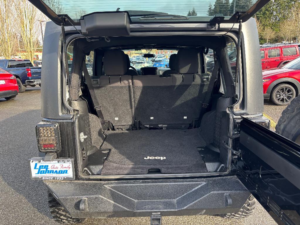 used 2015 Jeep Wrangler Unlimited car, priced at $16,993