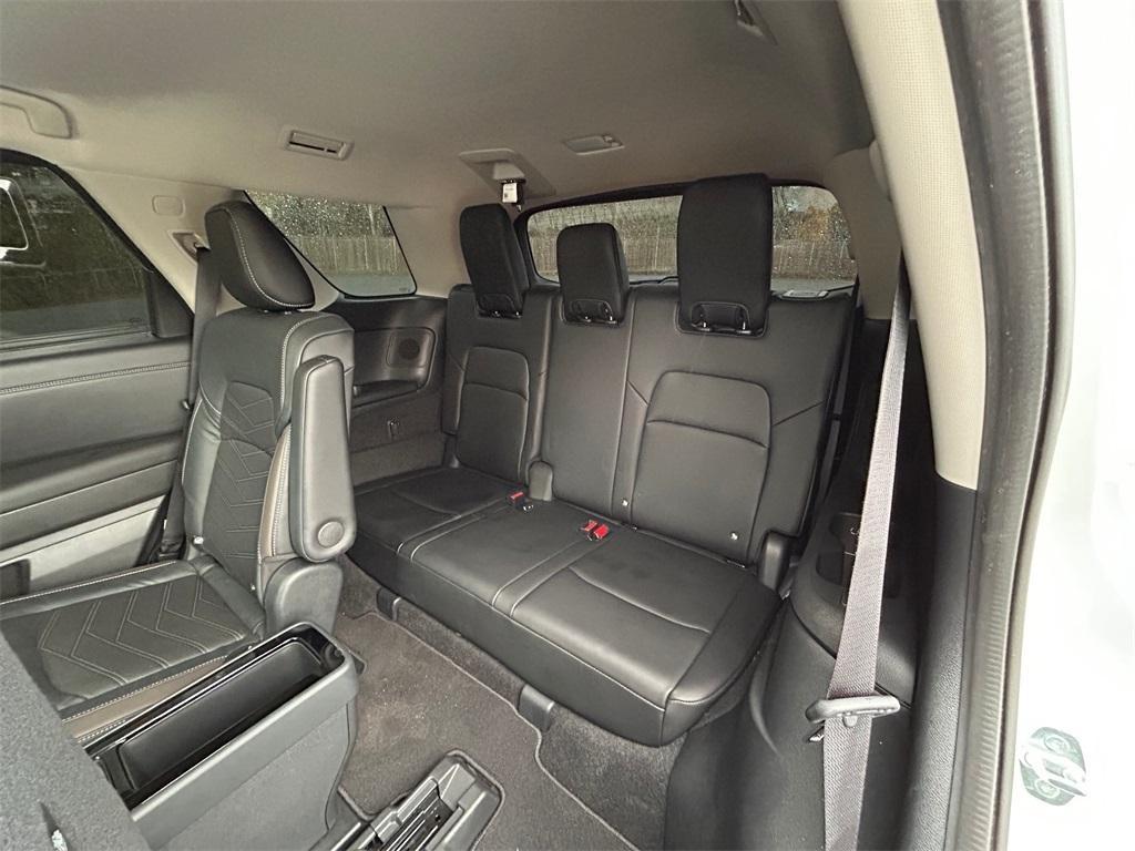 used 2022 Nissan Pathfinder car, priced at $38,433