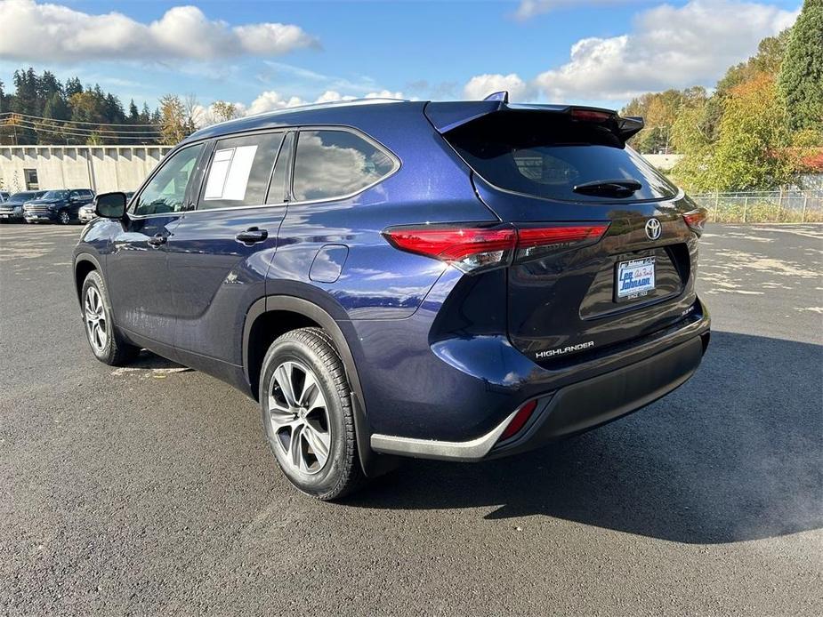 used 2021 Toyota Highlander car, priced at $34,995